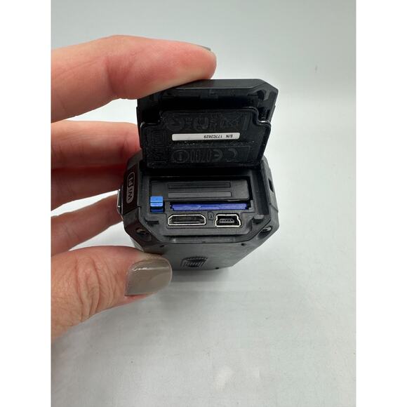 JVC HD Action Camera GC-XA1BU Mini 1.5" Screen w/ Battery, SD Card and Cord - Picture 6 of 10